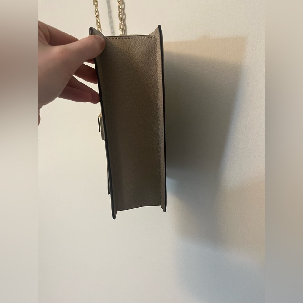 Kate Spade Purse - Picture 7 of 9